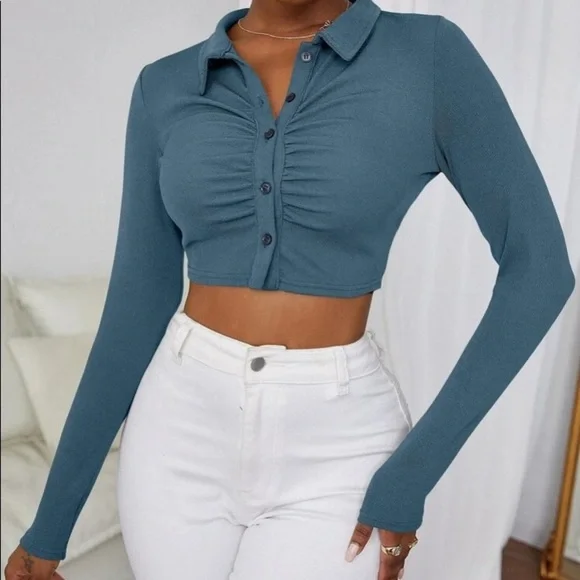 Solid Collared Buttoned Crop Top - Picture 1 of 6